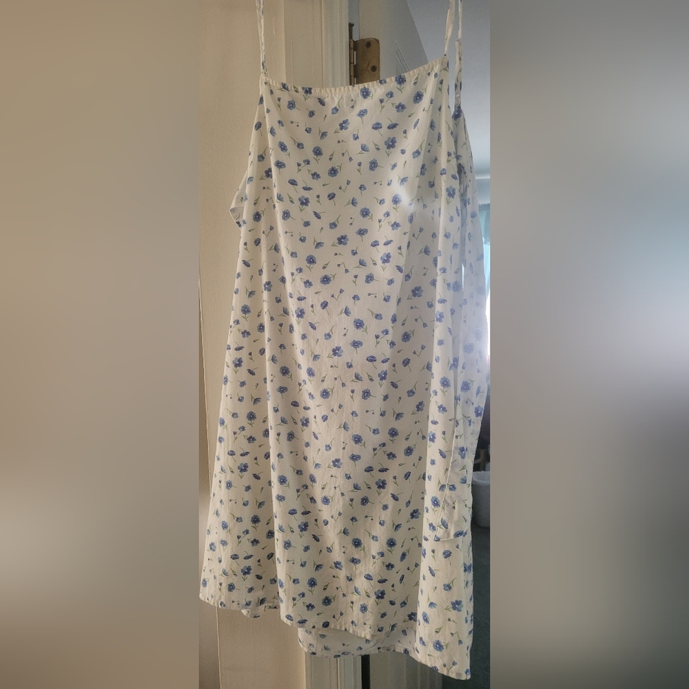 American Eagle Dress Size Large Sleeveless Preowned.
